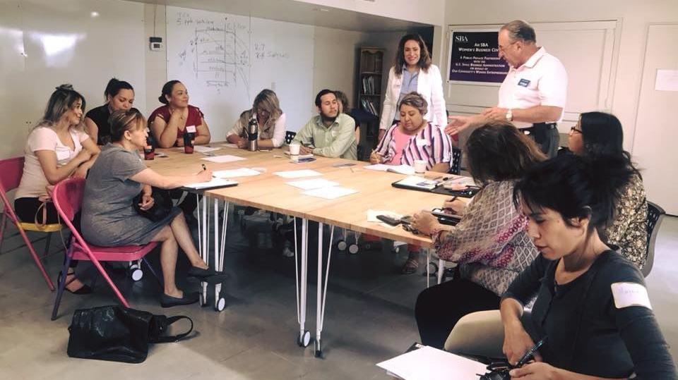 Ayuda económica para pequeñas empresas y organizaciones de ճܳó